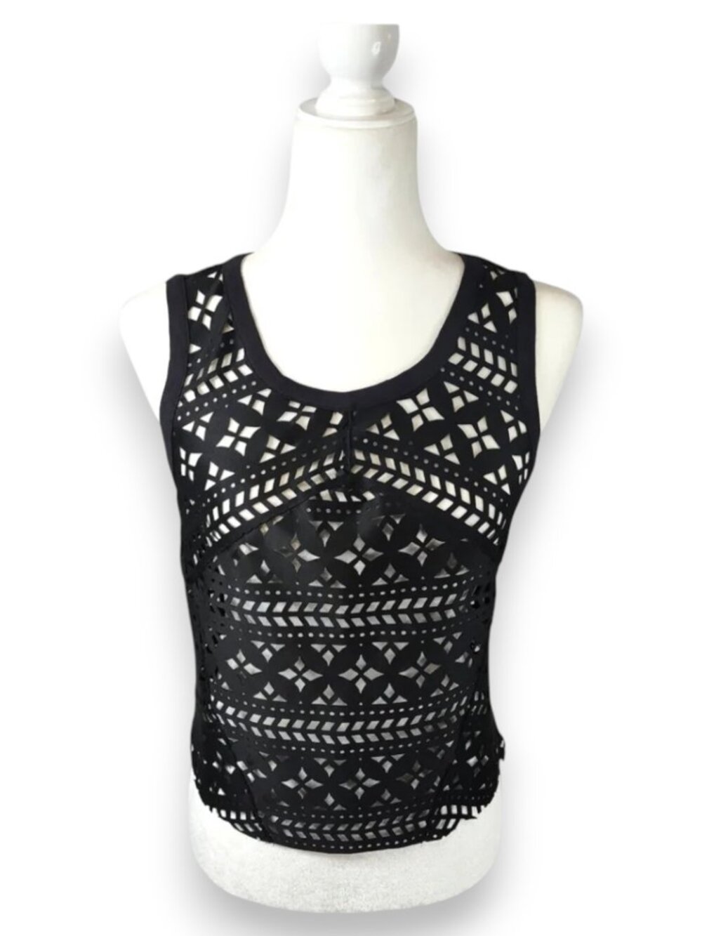 Leith Black Cutout Sleveless Stretchy Layering Crop Tank Top Size Small